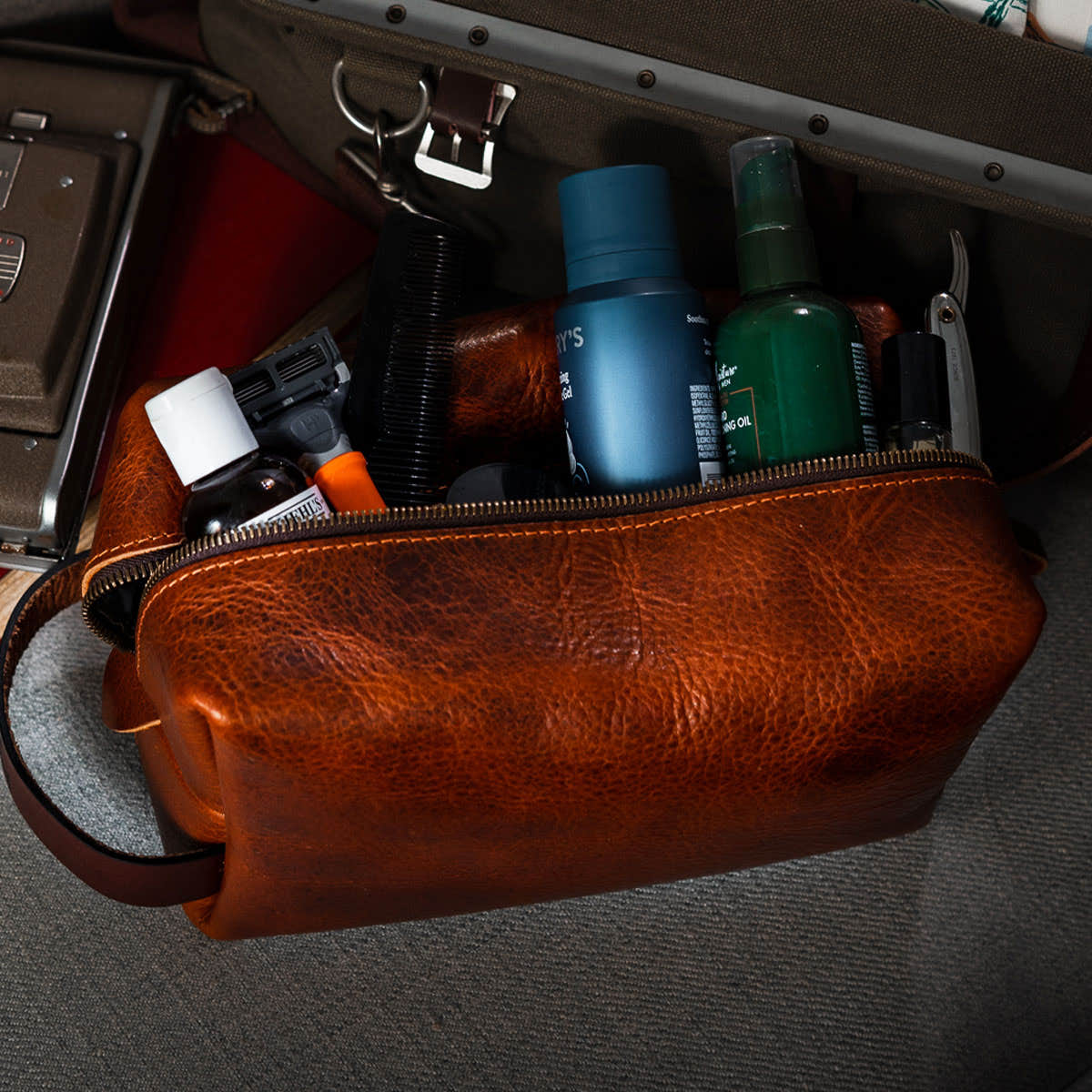 Bison Leather Dopp Bag - Image 3
